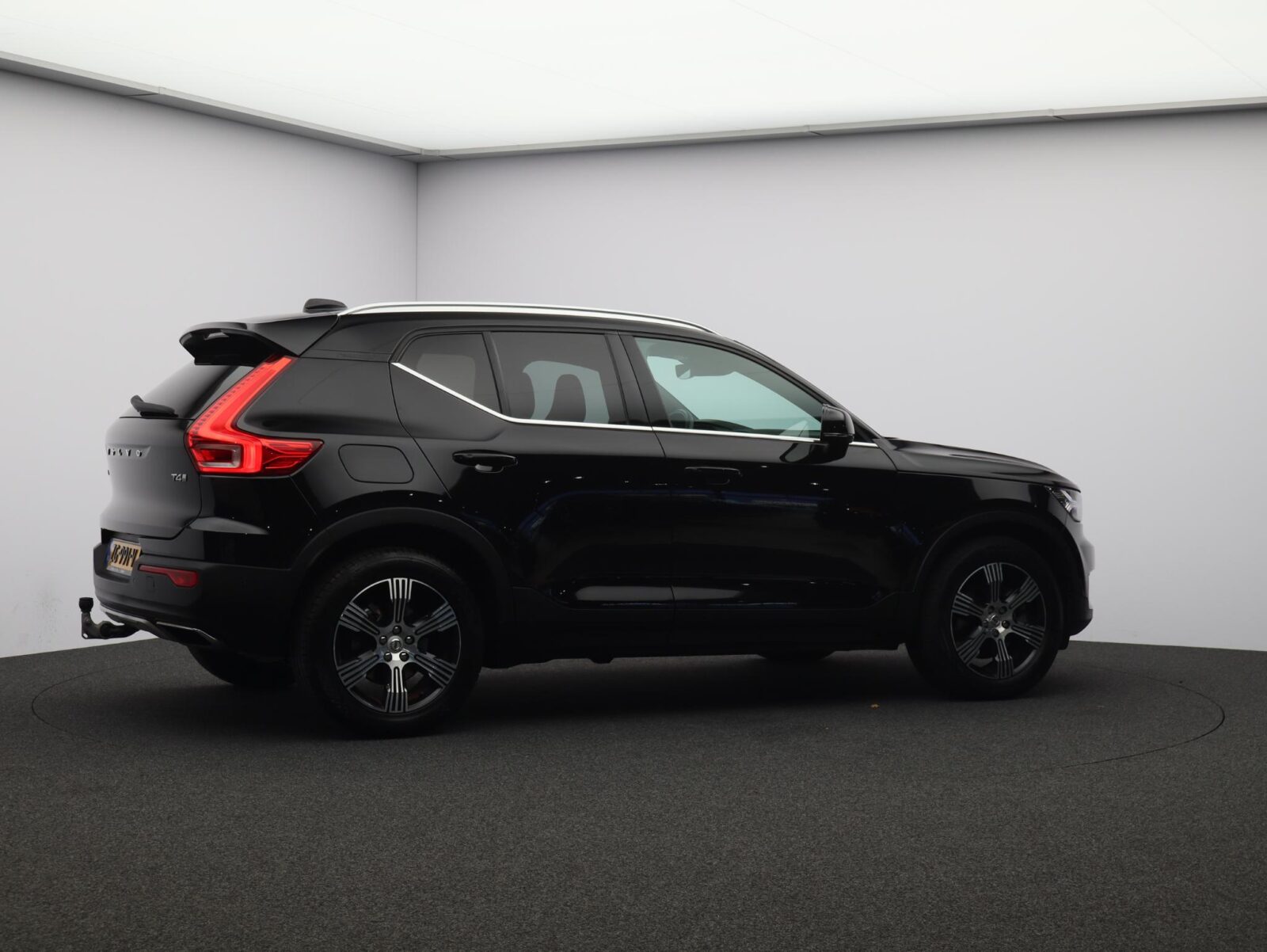 Volvo XC40 - Foto 30