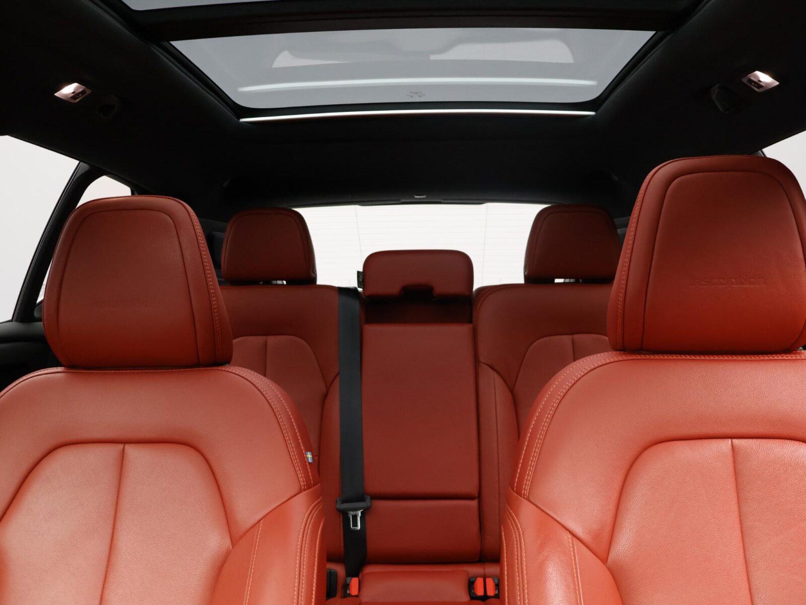 Volvo XC40 - Foto 9